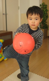 摜(192x320)Eg摜(200x333)