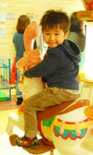 摜(192x320)Eg摜(200x333)