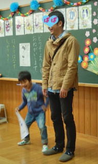 摜(192x320)Eg摜(200x333)